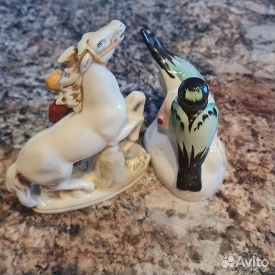 Статуэтка фарфор
