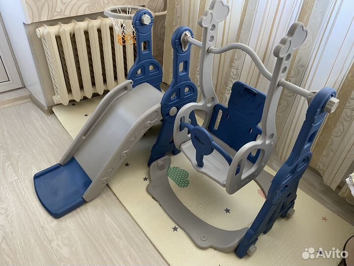 Детская горка с качелями