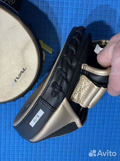 Лапы боксерские rival rpm11