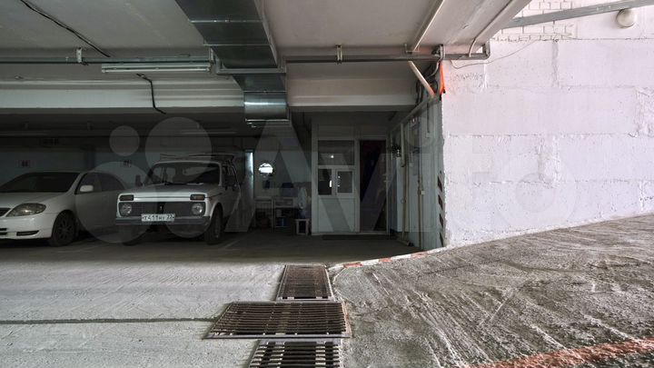 Машиноместо, 17 м²