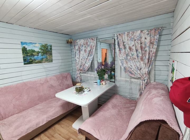 Дом 38 м² на участке 5 сот.