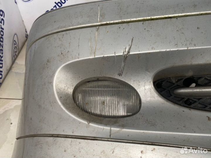 Бампер передний Mercedes-Benz C-Class W203
