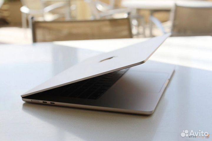 Apple MacBook Air 15