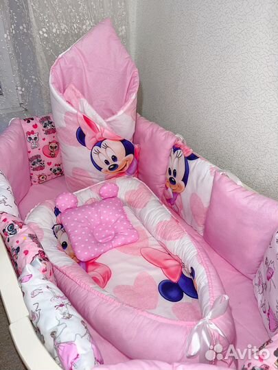 Новые бортики в кроватку/ комплект в кроватку