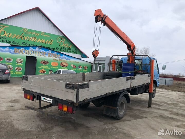 Isuzu NQR с КМУ, 2006