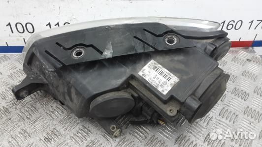 Фара правая volkswagen passat B6 (9DN21MU01)