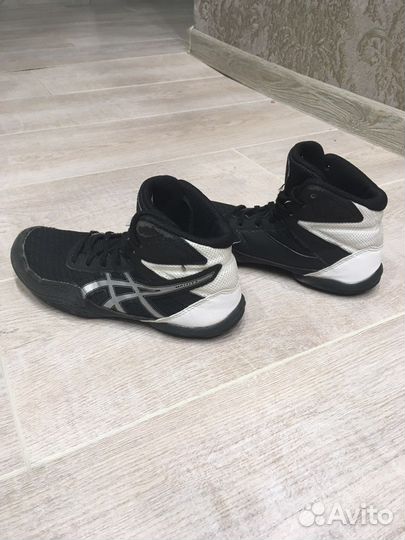 Борцовки asics