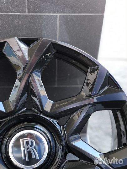 Кованые диски GT Forged R22 Rolls-Royce Wraith