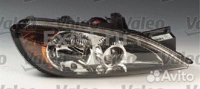 Фара правая Nissan Primera P11