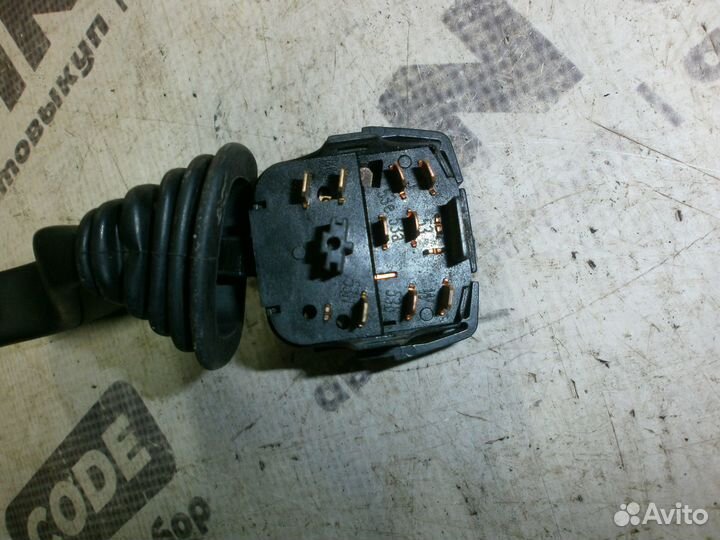 Подрулевой переключатель Subaru Traviq