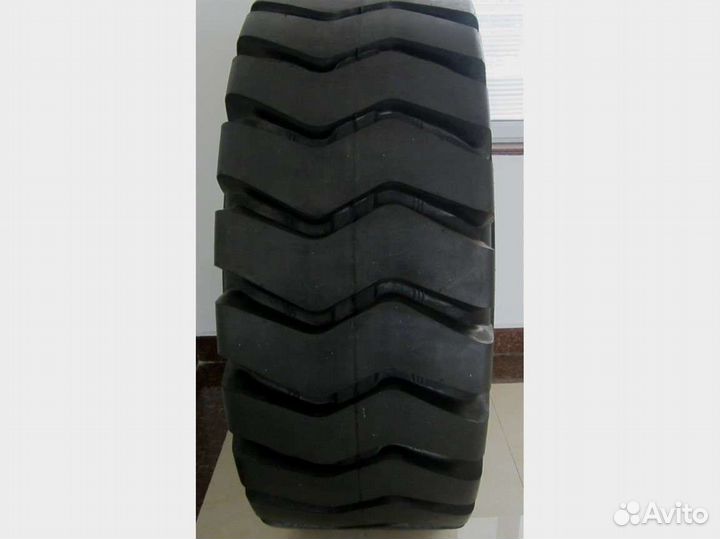 Шина для фронтальных погрузчиков17.5-2516prnaaatse