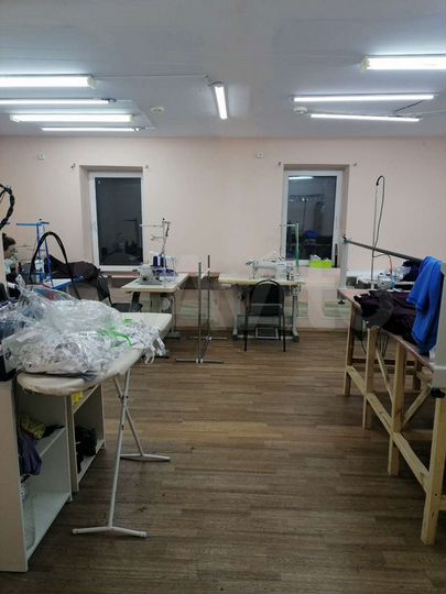 Помещение свободного назначения, 162 м²