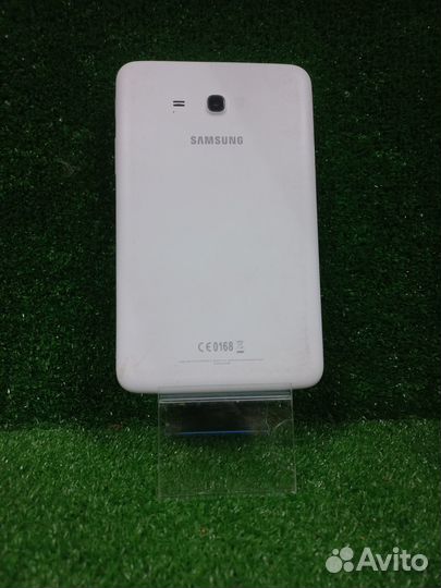 Планшет Samsung Galaxy Tab 3 7.0 Lite SM-T110
