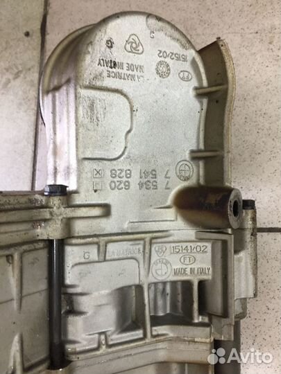 Масляный насос BMW 7-Series E65 E66