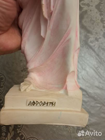 Статуэтка Афродита (Венера Милосская)