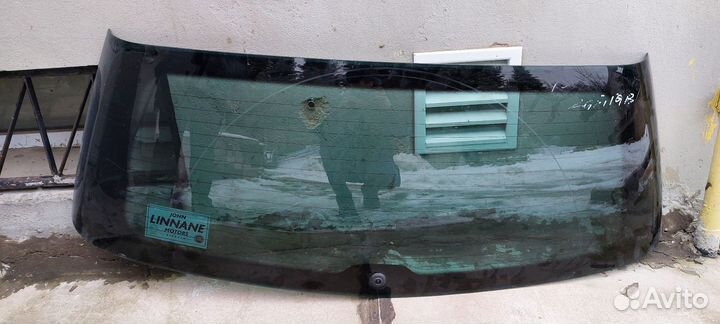 Стекло двери багажника Opel Zafita B 1.8MT 140л.с