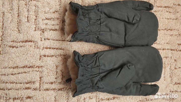 Варежки зимние