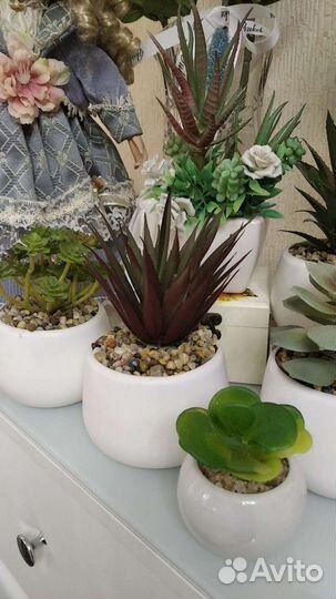 Кактус декоративный (искусственный, не живой)