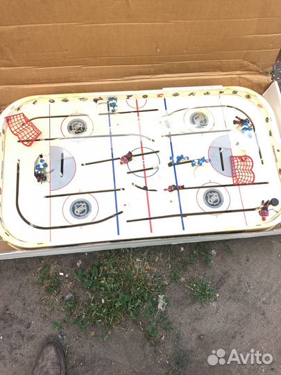 Продается настольная игра хоккей, россия