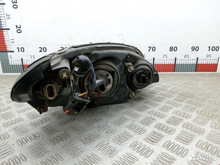 Фара передняя для Chrysler PT Cruiser