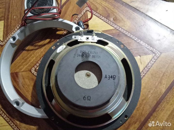 Автомобильная колонка 16