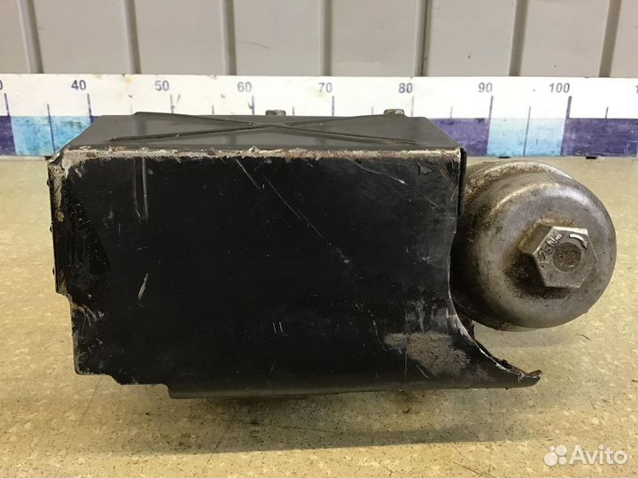 Корпус масляного фильтра Opel Insignia 2008