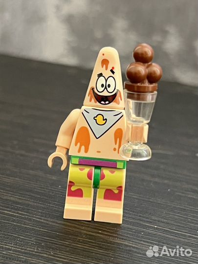 Lego фигурка Патрик