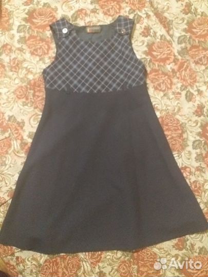 Сарафан школьный р.128 и р.146