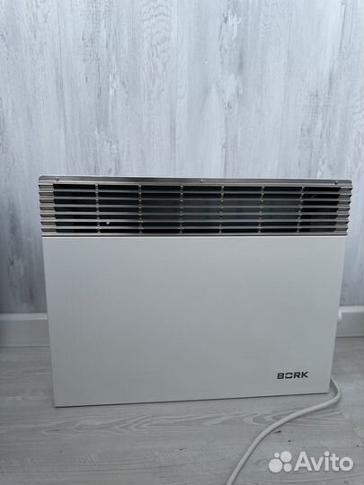 Обогреватель конвектор Bork r700