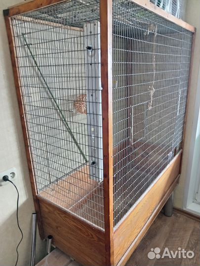 Клетка для птиц,можно содержать енота