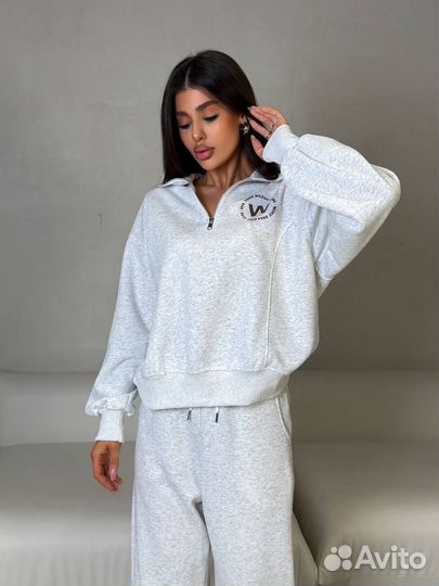 Спортивный костюм новый женский