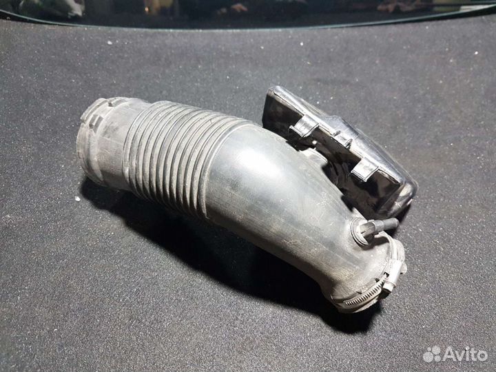 Патрубок воздушного фильтра audi a6 c6