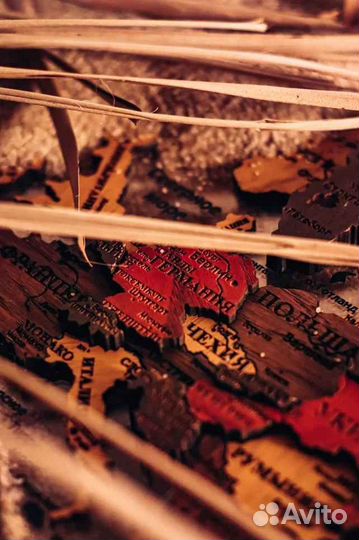 Деревянные карты мира