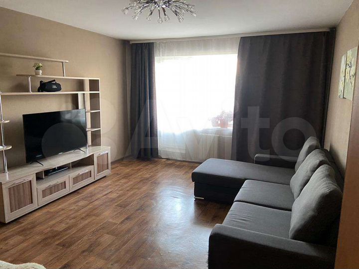 3-к. квартира, 73 м², 2/10 эт.