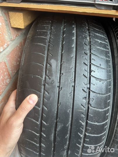 Yokohama BluEarth E70 215/55 R17