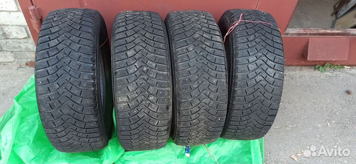 Michelin Latitude X-Ice North 225/60 R17
