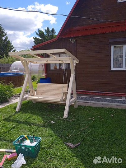 Качели садовые деревянные