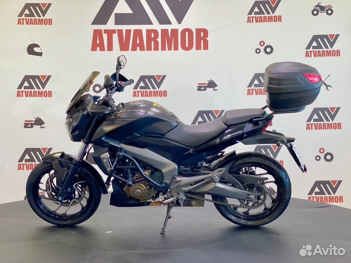 Мотоцикл Bajaj Dominar 400