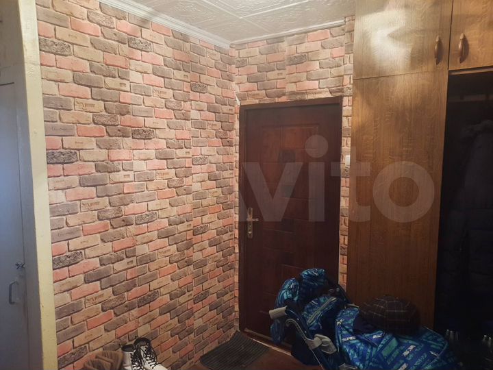 Комната 27,7 м² в 3-к., 1/5 эт.