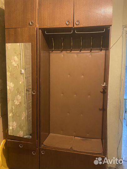 Шкаф в прихожую