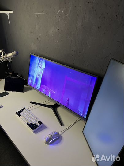 Монитор Samsung 34 дюйма