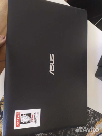 Ноутбук asus x552m