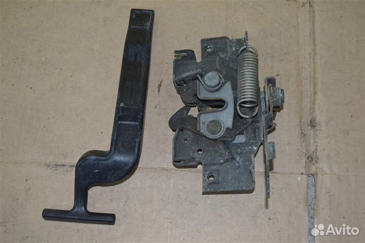 Замок капота Mazda Demio (dy5w) 2002-2007