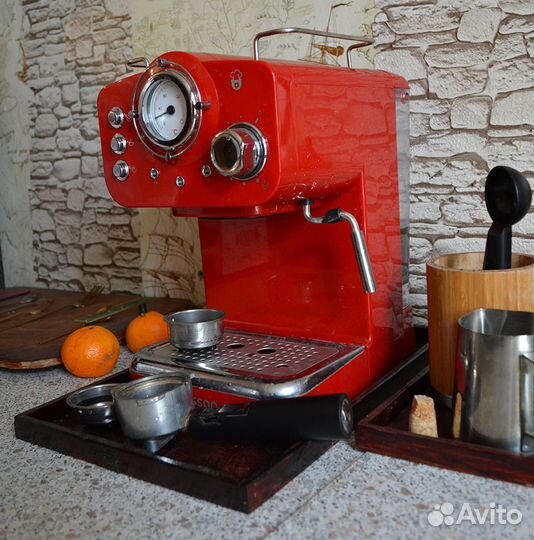 Кофеварка Oursson EM1500/RD