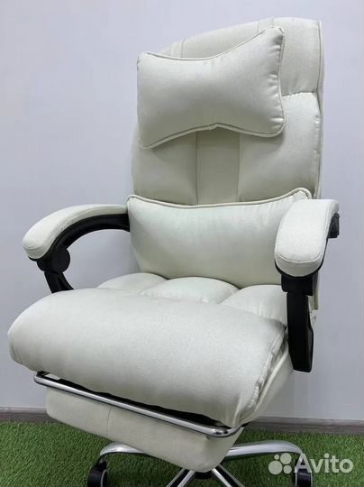 Компьютерное офисное кресло с массажем (новые)