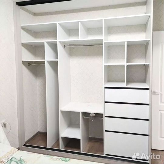 Шкаф купе для одежды