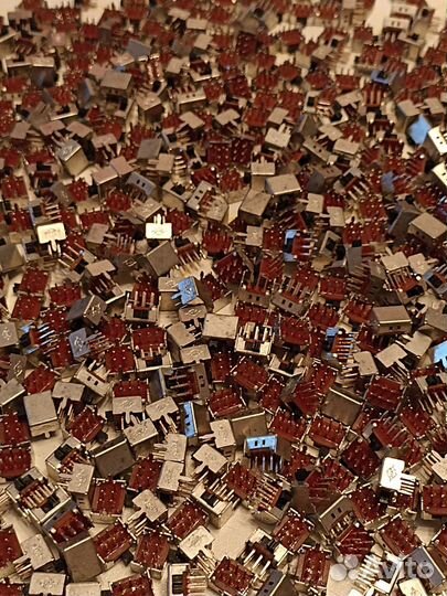 Радиодетали Переключатель ползунковый SK23D29G