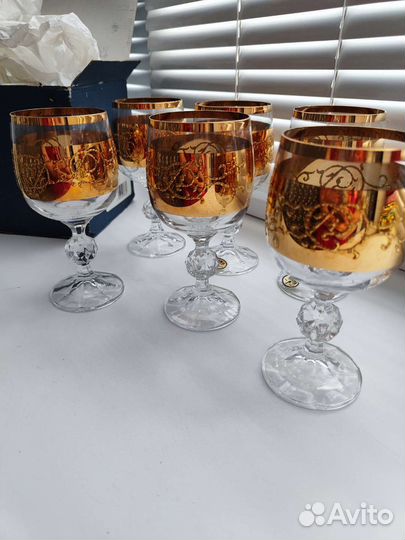 Хрустальные бокалы