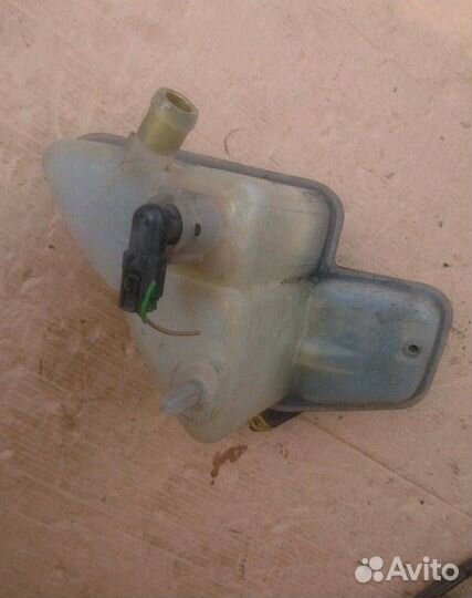 Бачок расширительный Mercedes-Benz Vaneo W414 2002