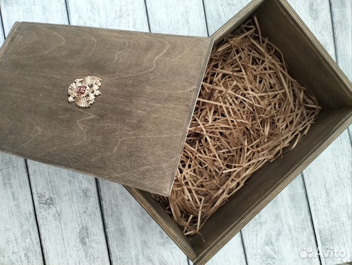 Ящик-пенал для подарка